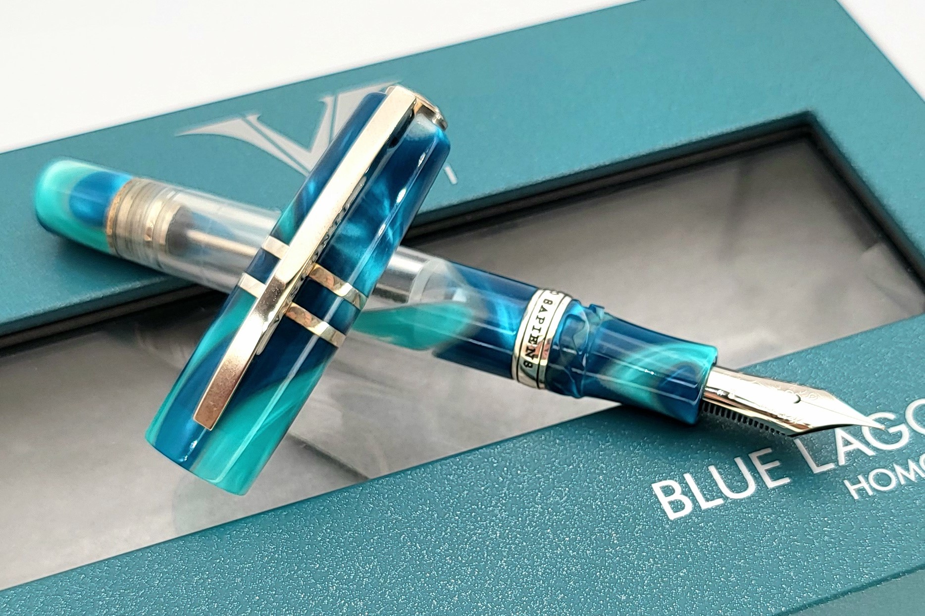 ViscontiLEHomoSapienBlueLagoonFP_E